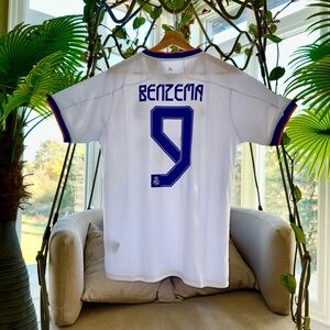 Real Madrid Benzema #9 Soccer Jersey Rep*